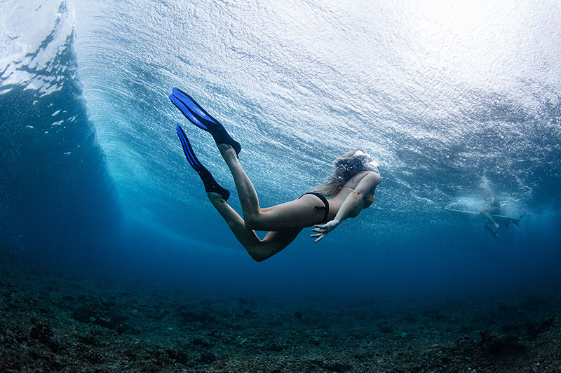 shesurfs.com.au - Mikala Wilbow - Surf Photography - Underwater2