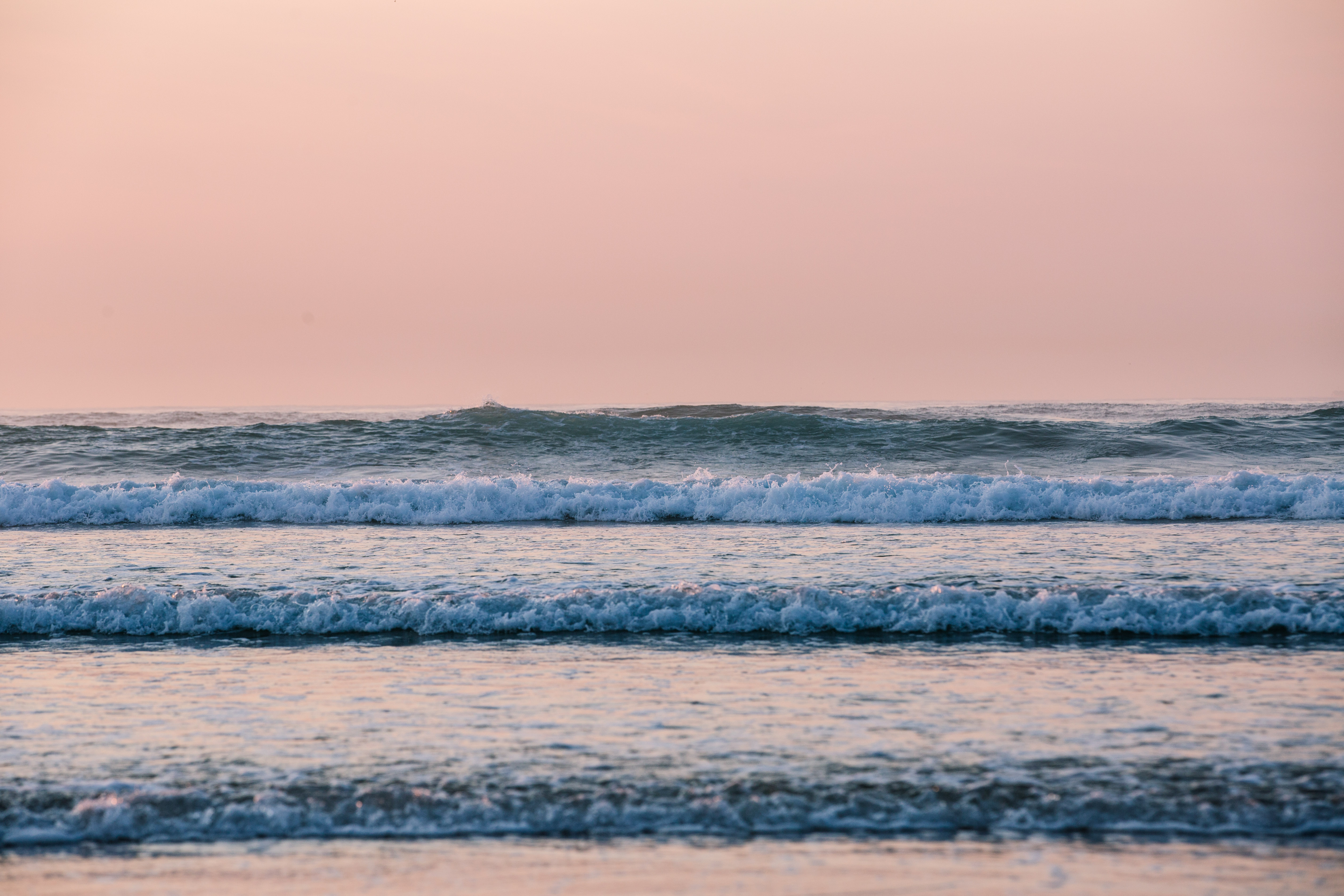 shesurfs.com.au-surf-ocean-art-photography-pink-skies
